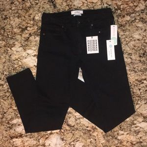 NWT Pistola Arielle Skinny Jeans Size 27 (sz 4)